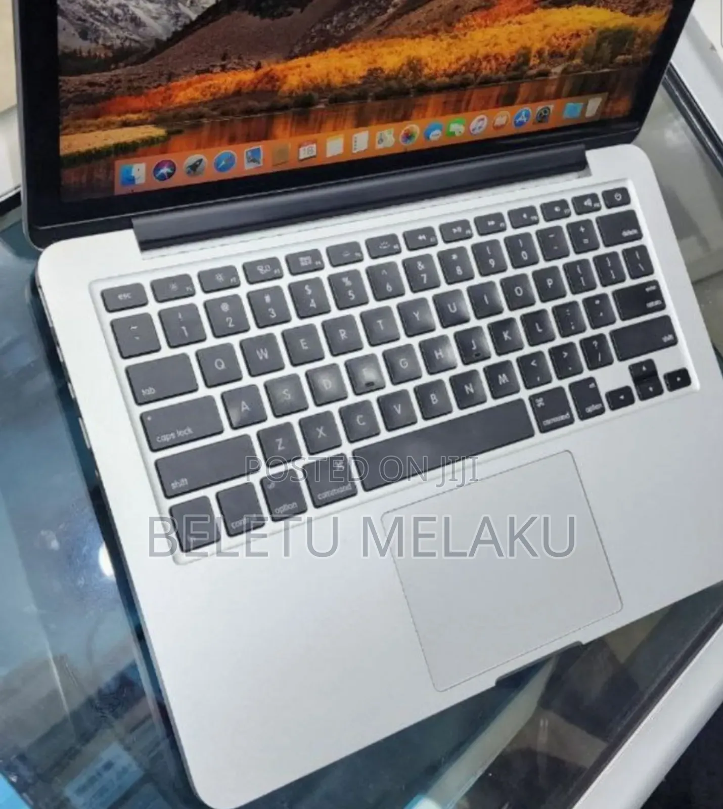 New Laptop Apple MacBook Pro 2015 8GB Intel Core I5 SSD 256GB