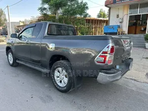 Toyota Hilux Revo Single Cab Deisel 2.4 RWD 2017 Black