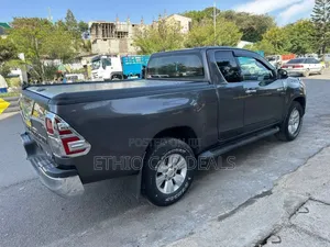 Toyota Hilux Revo Single Cab Deisel 2.4 RWD 2017 Black