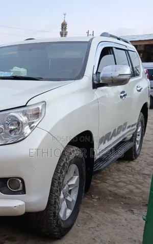 Toyota Land Cruiser Prado 4.0 Petrol TX 2012 White