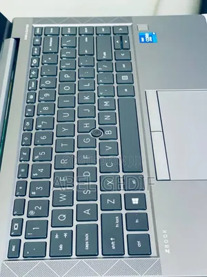 New Laptop HP Zbook Studio G7 16GB Intel Core I7 SSD 512GB