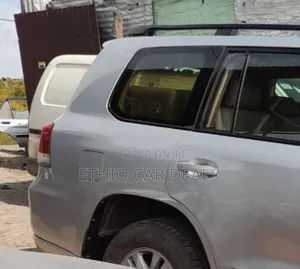 Toyota Land Cruiser 2020 Silver