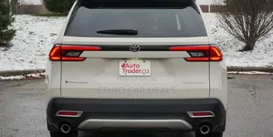 New Toyota Grand Highlander Hybrid 2024 White