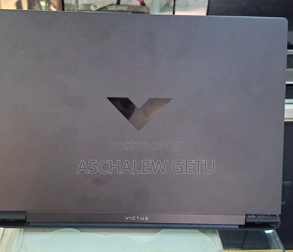 New Laptop HP Victus 15 8GB AMD Ryzen 5 SSD 512GB