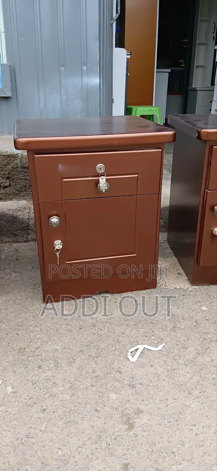 ኮሞዲኖ/Comodino