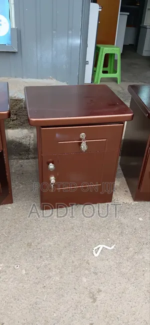 ኮሞዲኖ/Comodino