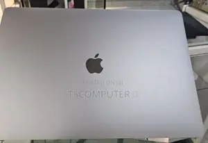 New Laptop Apple MacBook Pro 2019 16GB Intel Core I7 SSD 512GB