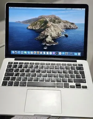 New Laptop Apple MacBook Pro 2015 8GB Intel Core I5 SSD 256GB