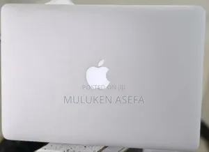 New Laptop Apple MacBook Pro 2015 8GB Intel Core I5 SSD 256GB