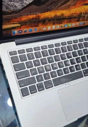 New Laptop Apple MacBook Pro 2015 8GB Intel Core I5 SSD 256GB