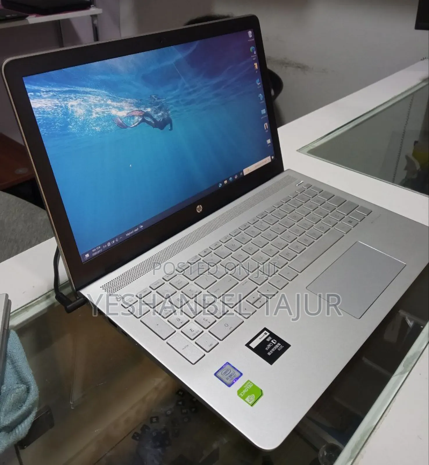 New Laptop HP Pavilion 15 8GB Intel Core I5 SSD 500GB