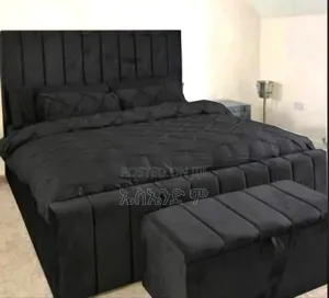 Photo - Pannel Black Bed Design