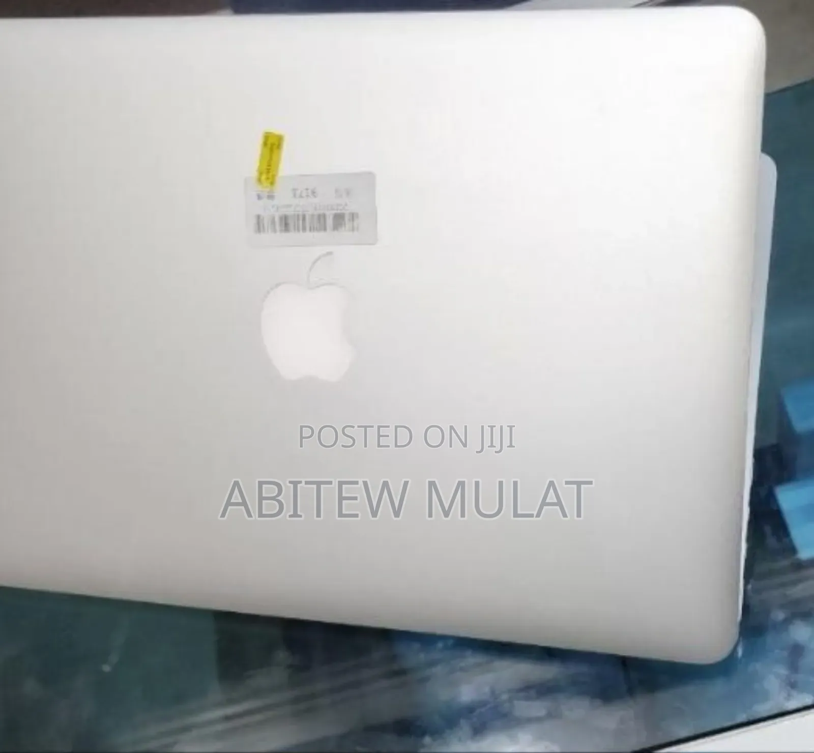 New Laptop Apple MacBook Pro 2015 8GB Intel Core I5 SSD 256GB