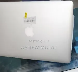 Photo - New Laptop Apple MacBook Pro 2015 8GB Intel Core I5 SSD 256GB