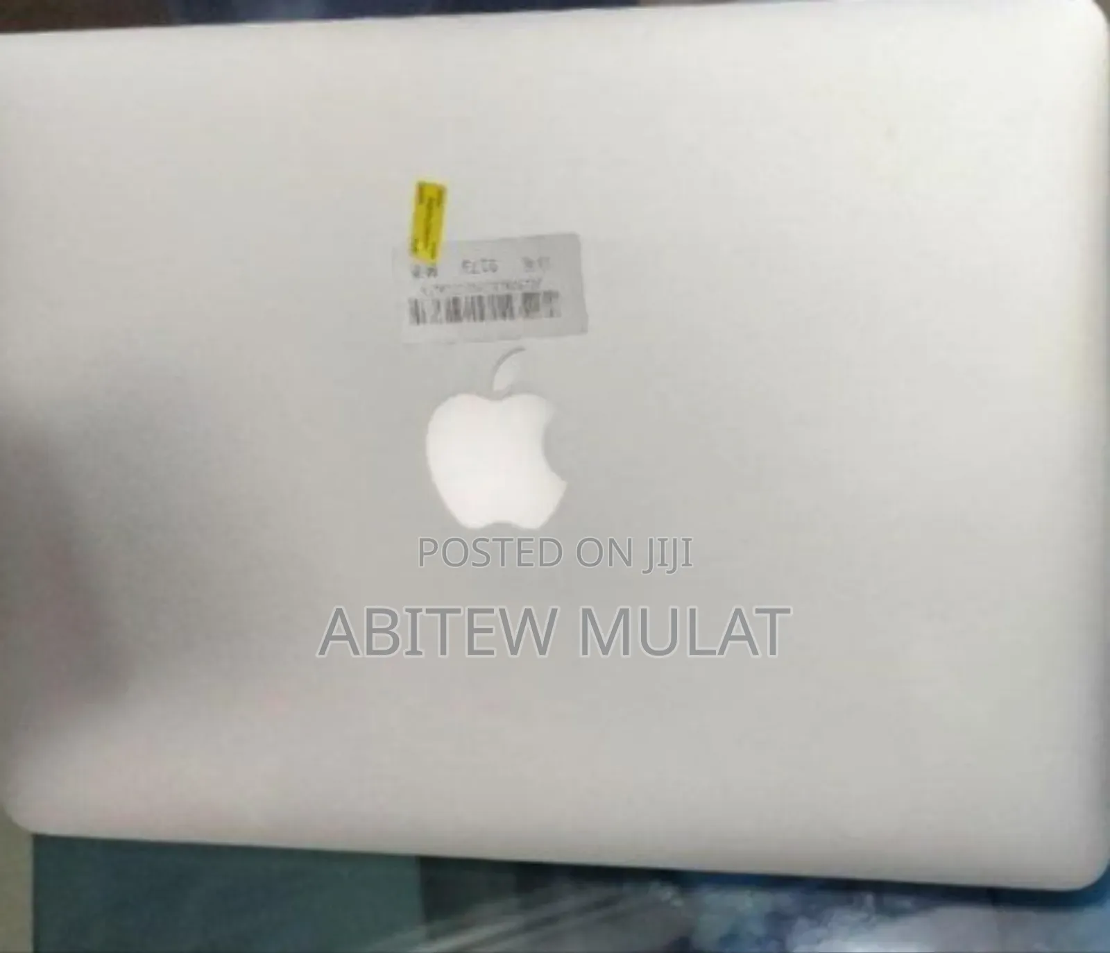 New Laptop Apple MacBook Pro 2015 8GB Intel Core I5 SSD 256GB