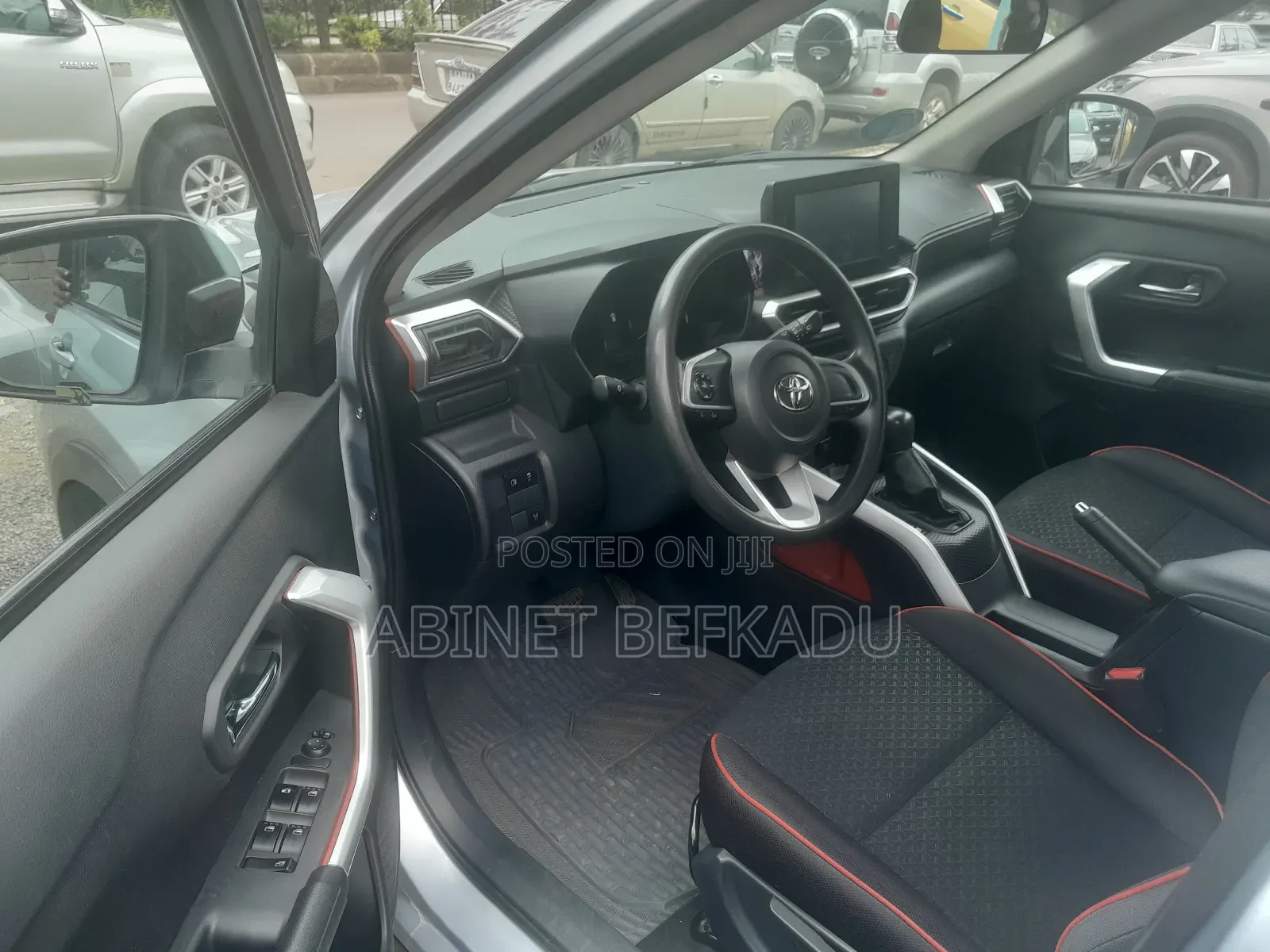 Toyota Raize 1.0 AWD 2022 Silver