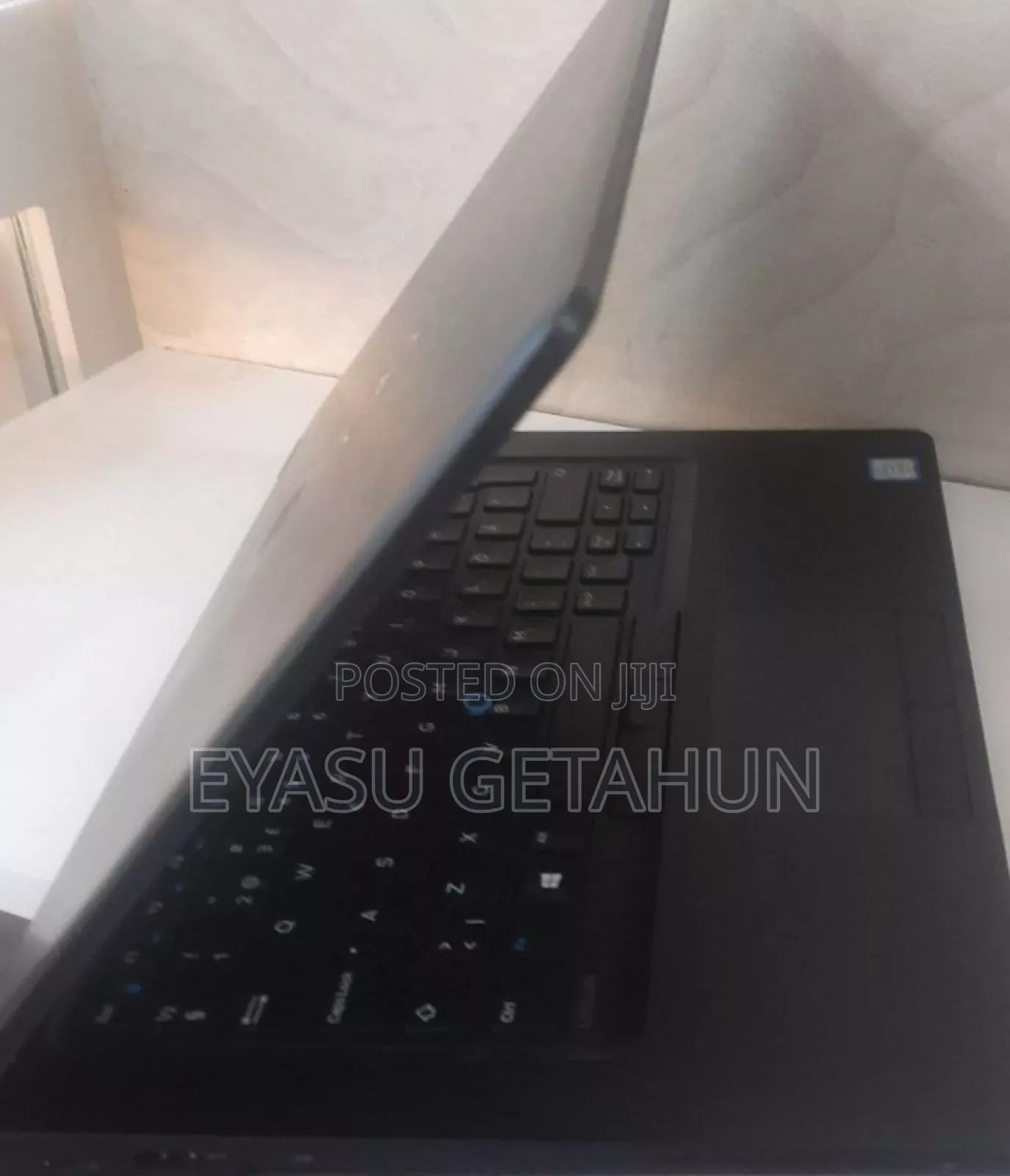 New Laptop Dell Latitude 5310 8GB Intel Core I5 SSD 128GB