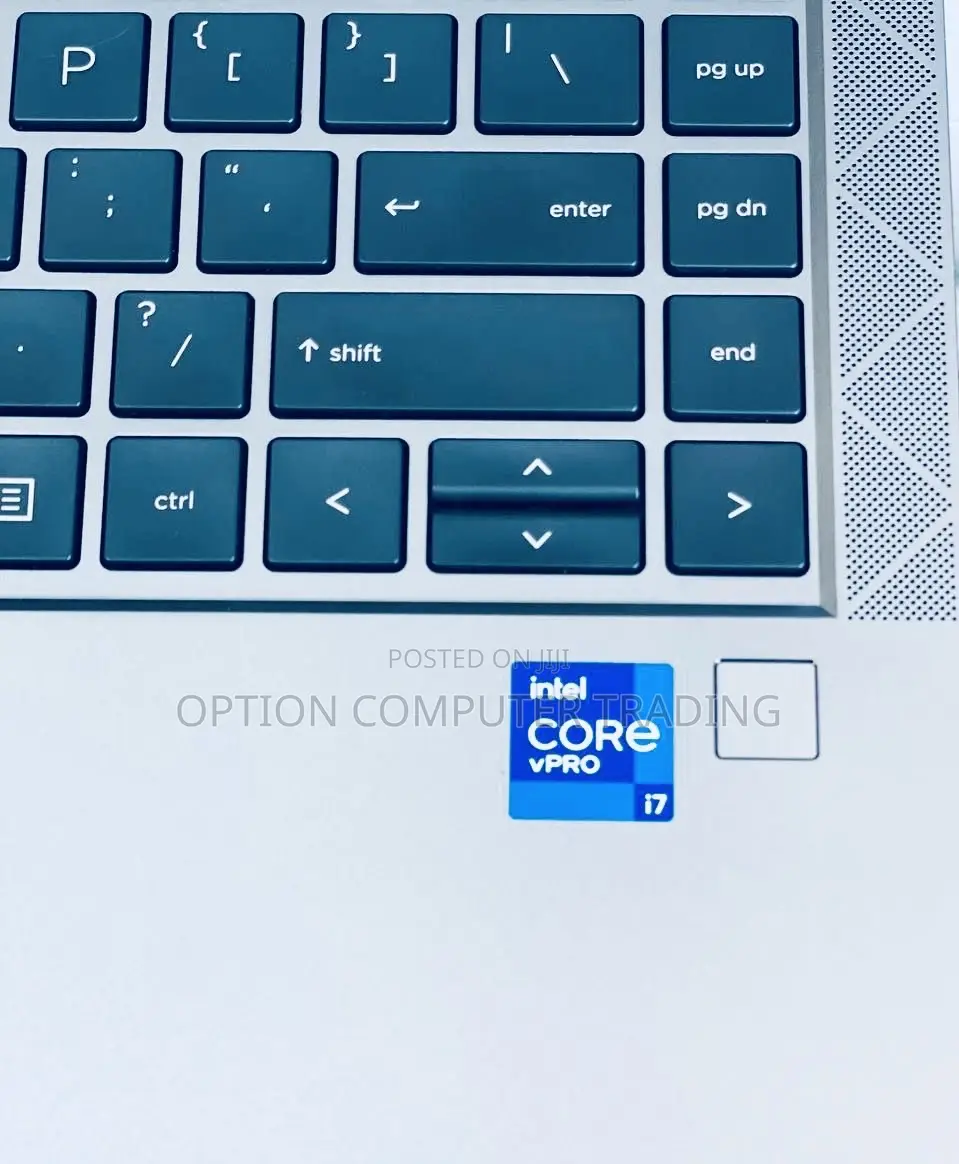 New Laptop HP ZBook Firefly 14 G7 16GB Intel Core i7 SSD 512GB