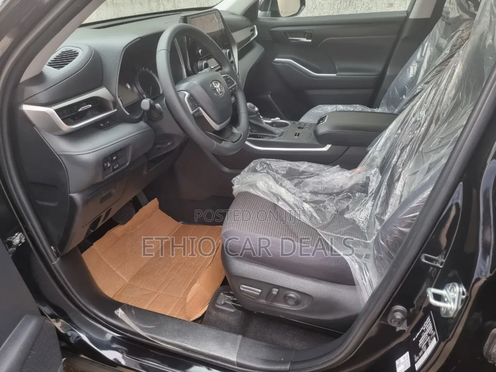 New Toyota Highlander Hybrid 2023 Black