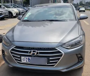 Hyundai Avante 2017 Gray