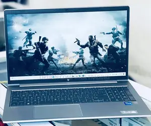 New Laptop HP ZBook Studio 16GB Intel Core I7 SSD 512GB