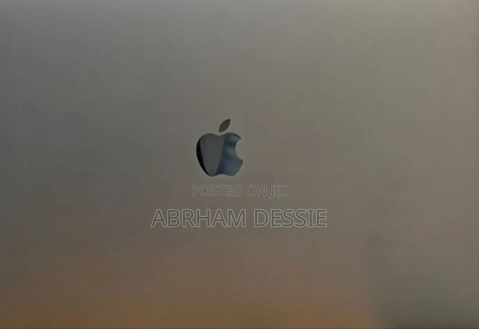 New Laptop Apple MacBook Pro 2019 16GB Intel Core I7 SSD 512GB