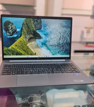 New Laptop HP ZBook Power G9 I7 32GB Intel Core I7 SSD 1T