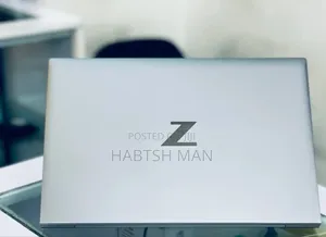 New Laptop HP ZBook Firefly G8 16GB Intel Core I7 SSD 512GB