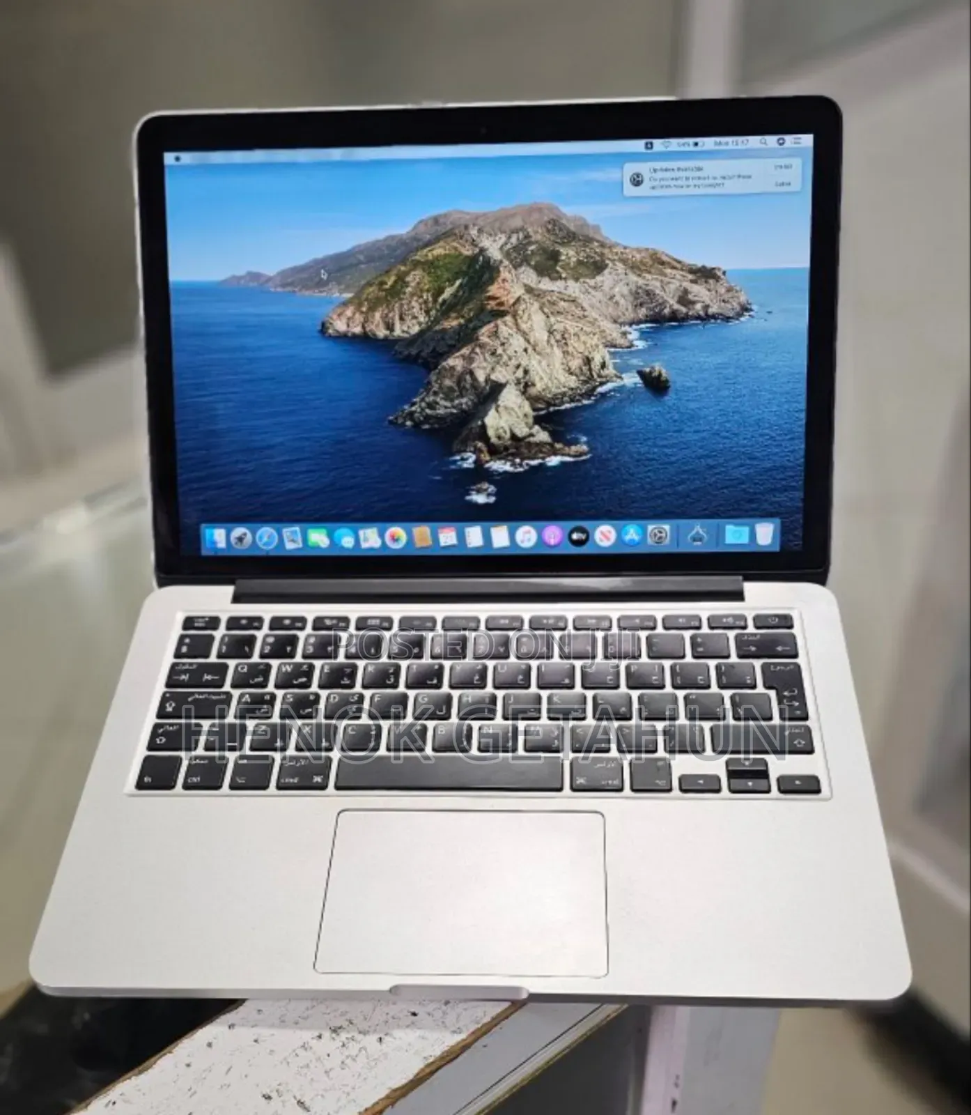 New Laptop Apple MacBook 2017 8GB Intel Core i5 SSD 256GB