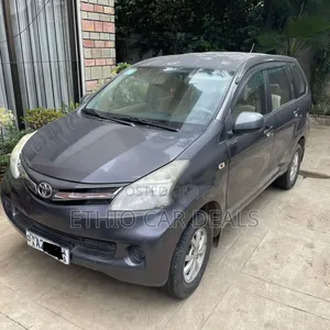 Toyota Avanza 2013 Black