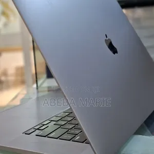 New Laptop Apple MacBook Pro 2019 32GB Intel Core I9 SSD 1T