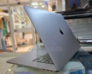 New Laptop Apple MacBook Pro 2019 32GB Intel Core I9 SSD 1T