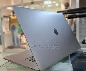 New Laptop Apple MacBook Pro 2019 32GB Intel Core I9 SSD 1T