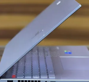 Photo - New Laptop Asus VivoBook 15 X505BA 16GB Intel Core I7 SSD 512GB