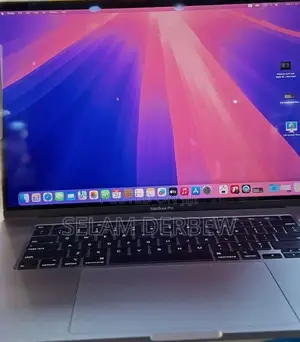 Photo - New Laptop Apple MacBook Pro 2019 32GB Intel Core I9 SSD 1T