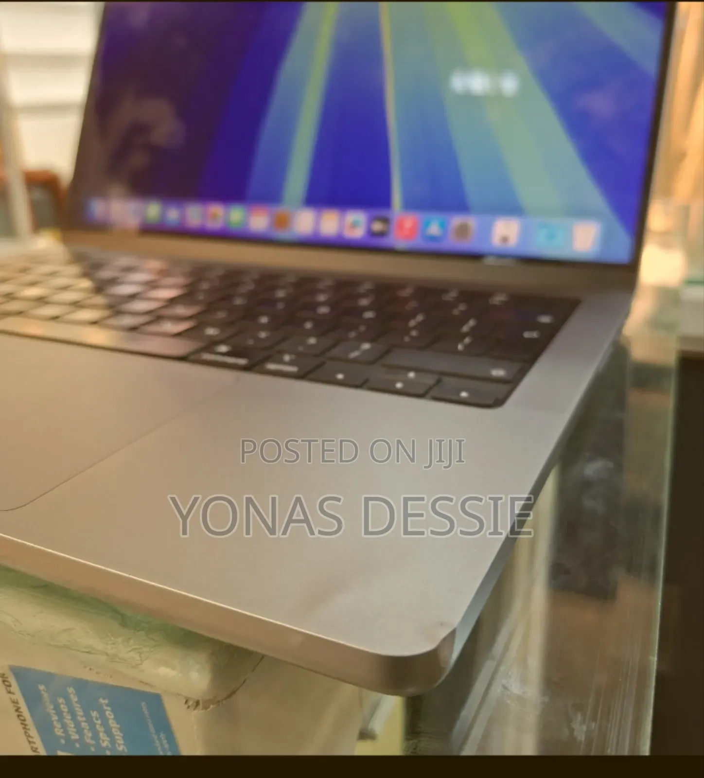 New Laptop Apple MacBook Pro 2021 M1 16GB Intel Core I7 SSD 512GB