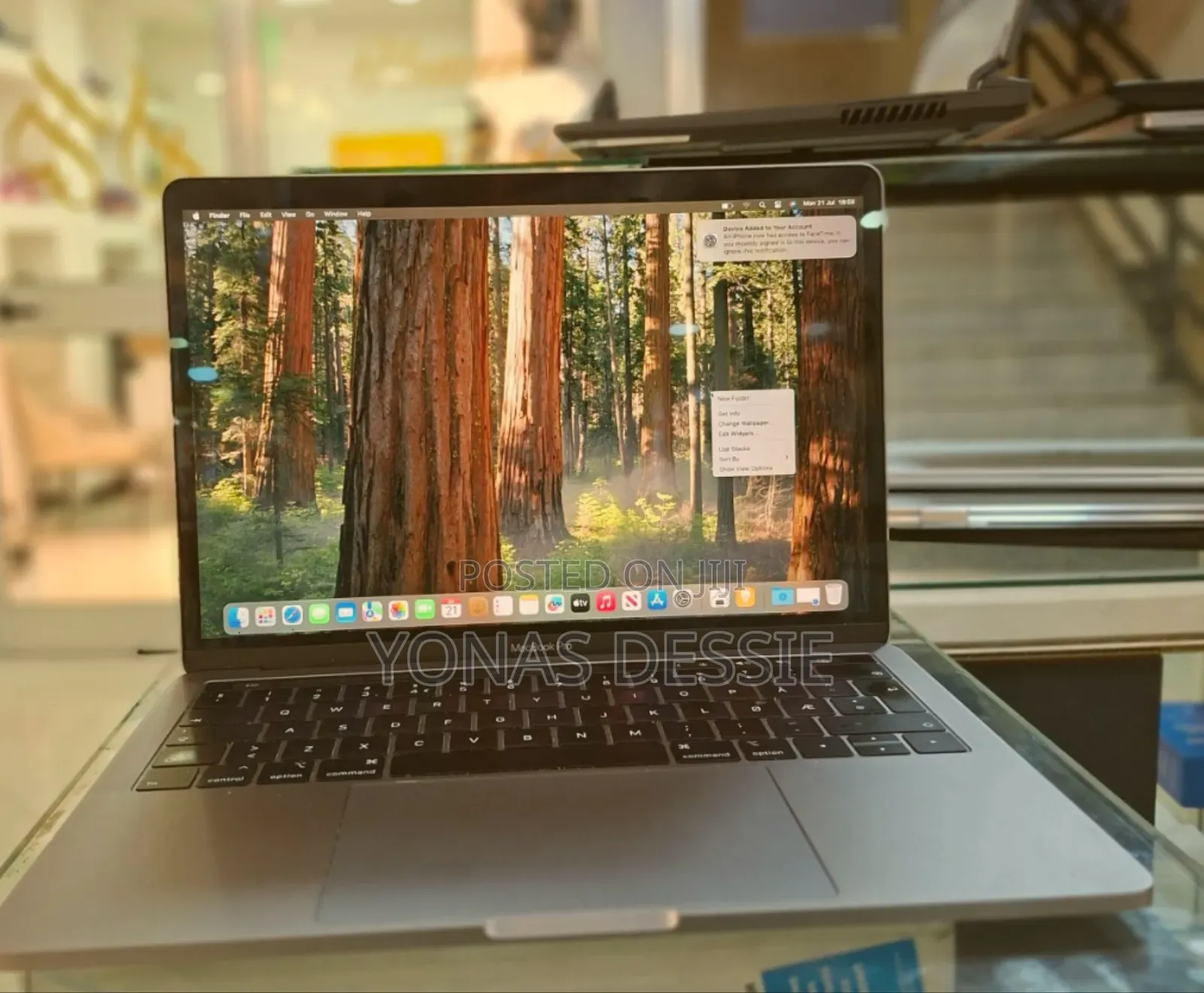 New Laptop Apple MacBook Pro 2019 8GB Intel Core I5 SSD 256GB