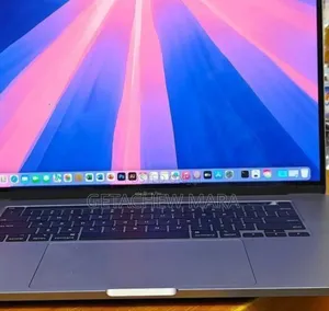 New Laptop Apple MacBook Pro 16GB Intel Core I7 SSD 512GB