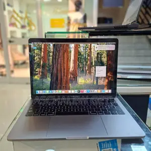 New Laptop Apple MacBook Pro 2019 8GB Intel Core I5 SSD 256GB