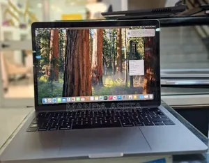 Photo - New Laptop Apple MacBook Pro 2019 8GB Intel Core I5 SSD 256GB