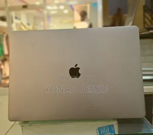 New Laptop Apple MacBook Pro 2019 32GB Intel Core I9 SSD 1T