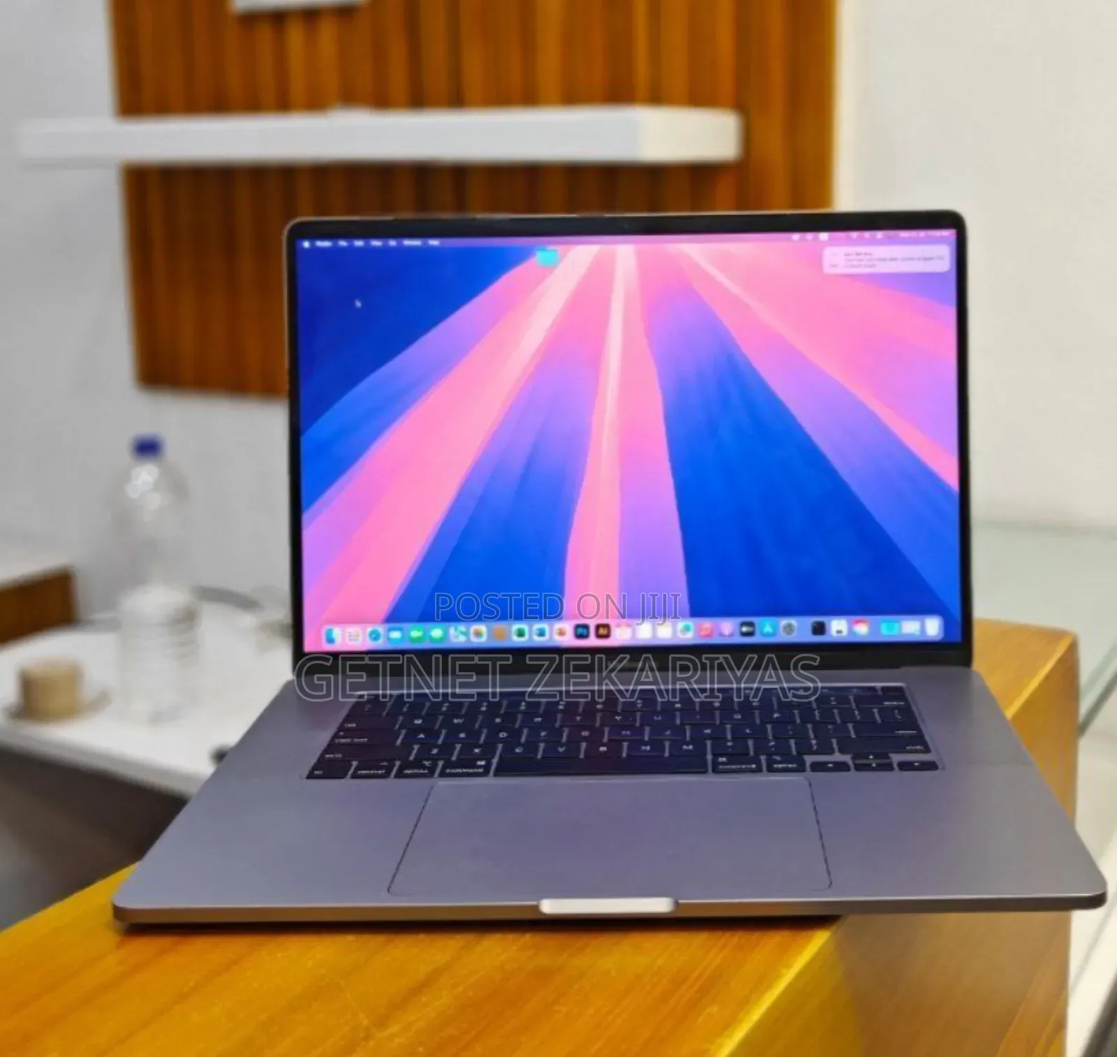 New Laptop Apple MacBook Pro 2019 16GB Intel Core I7 SSD 512GB