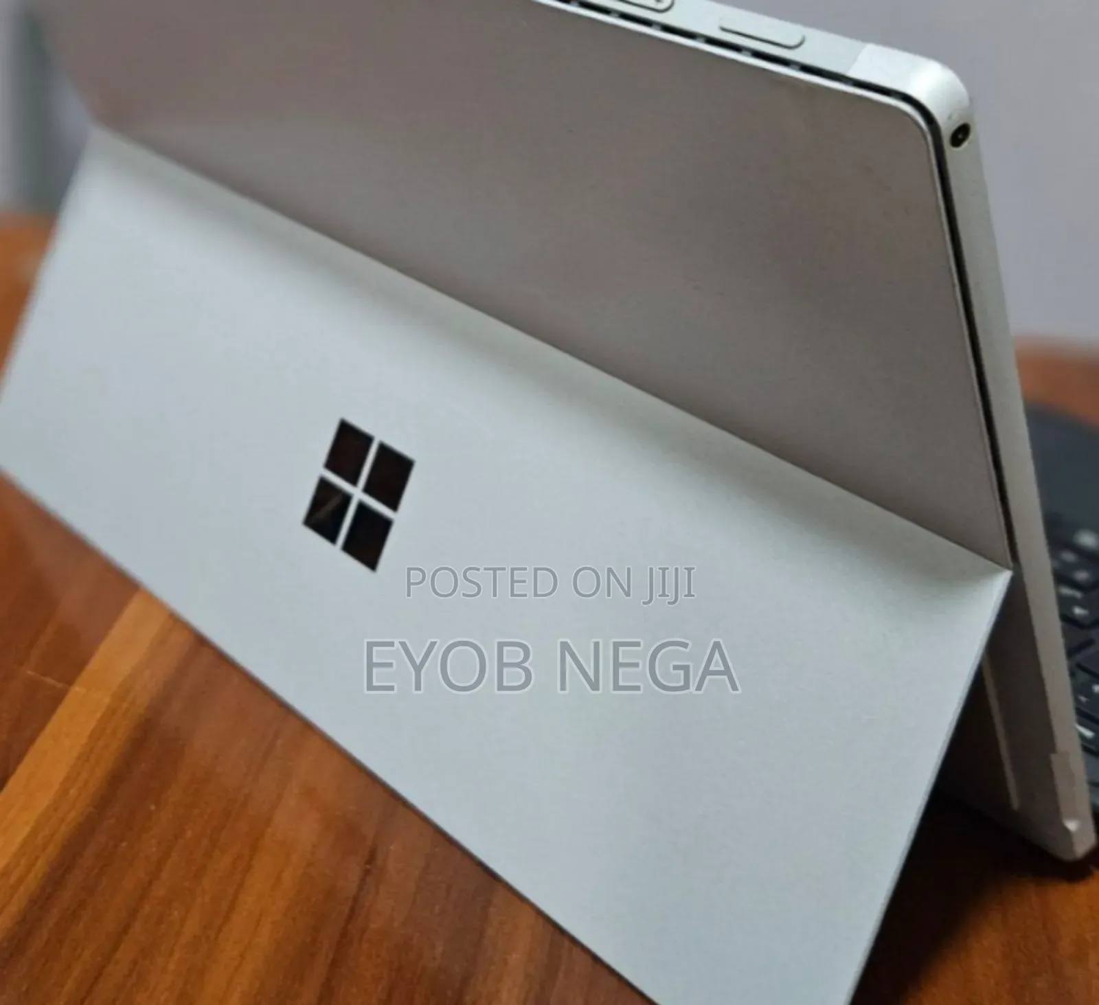 New Laptop Microsoft Surface Pro 7 8GB Intel Core I5 SSD 128GB