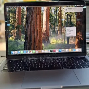 Photo - New Laptop Apple MacBook Pro 2019 8GB Intel Core I5 SSD 256GB