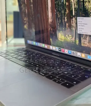 New Laptop Apple MacBook Pro 2019 8GB Intel Core I5 SSD 256GB