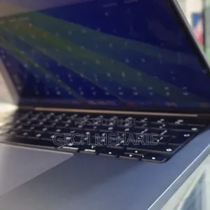 New Laptop Apple MacBook Pro 2021 M1 16GB Apple M1 Pro SSD 512GB