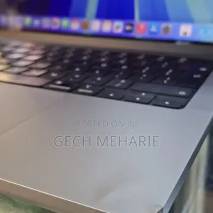 New Laptop Apple MacBook Pro 2021 M1 16GB Apple M1 Pro SSD 512GB