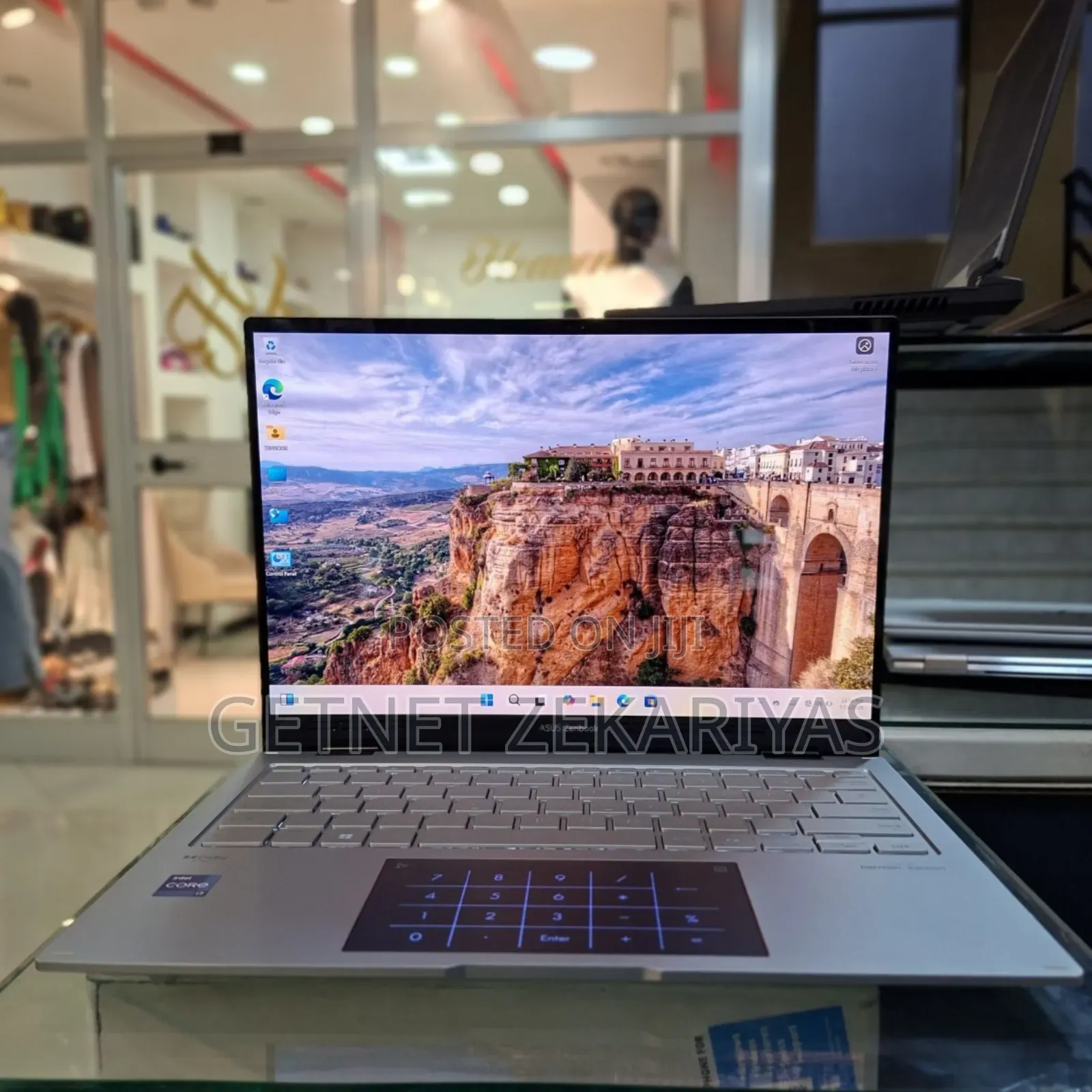 New Laptop Asus Zenbook 14 UX434 16GB Intel Core I7 SSD 1T