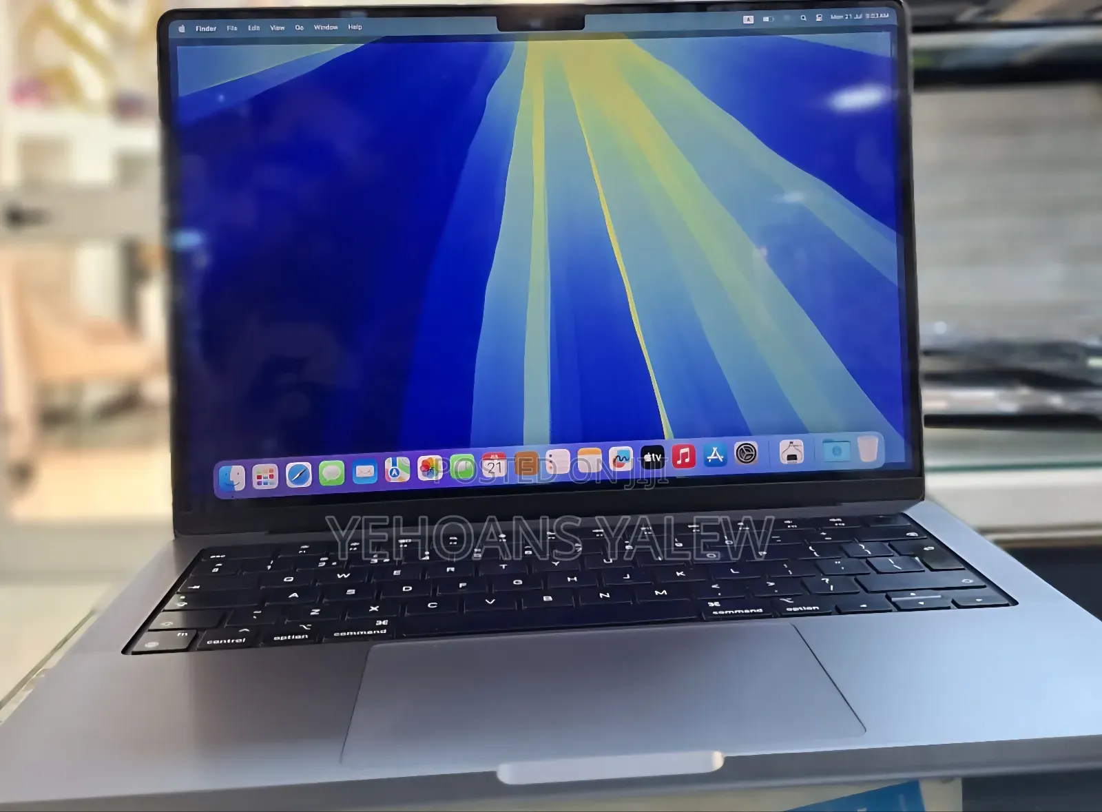 New Laptop Apple MacBook Pro 2021 M1 16GB Apple M1 SSD 512GB