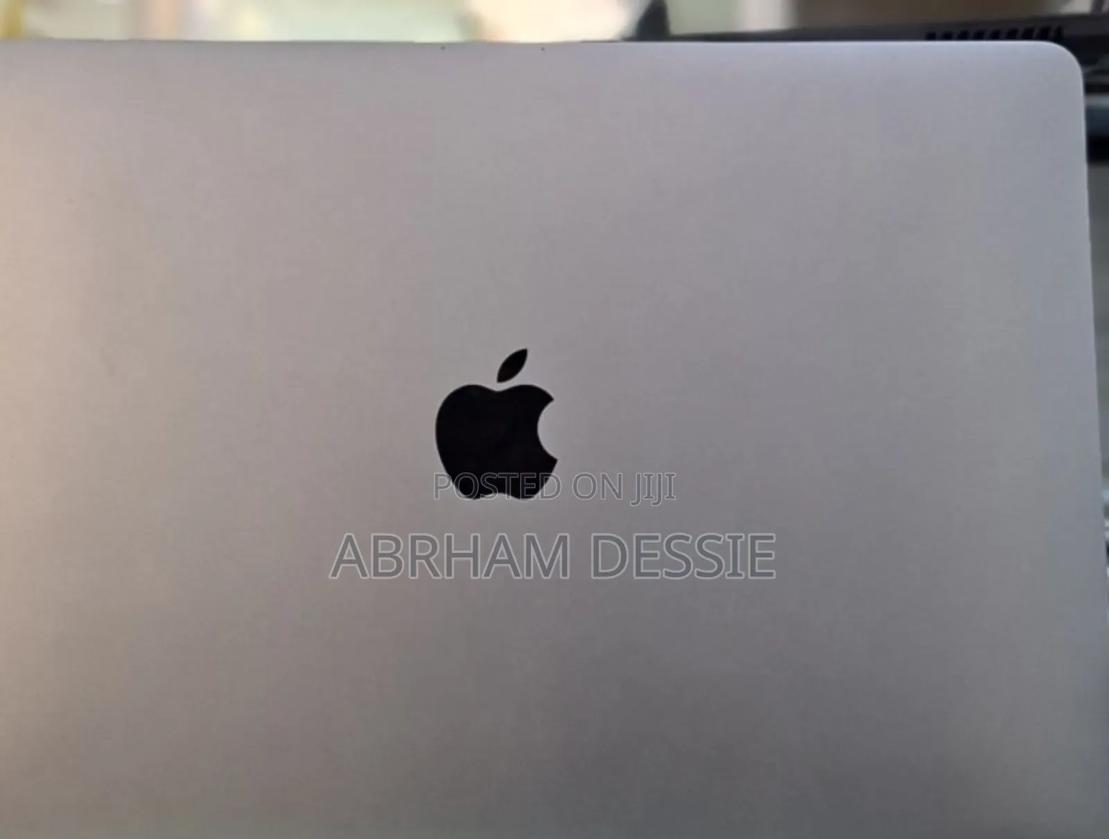 New Laptop Apple MacBook Pro 2019 8GB Intel Core I5 SSD 256GB